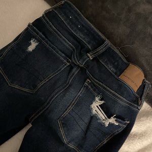 american eagle ripped jeans